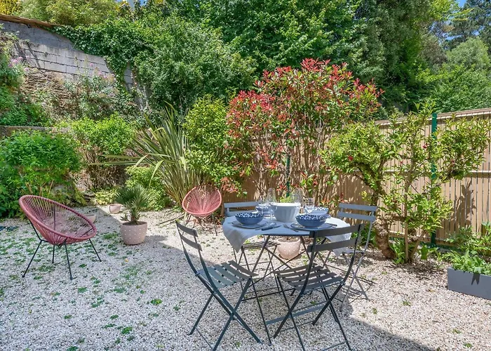 Rez-de-jardin Pour 3 Personnes Proche De La